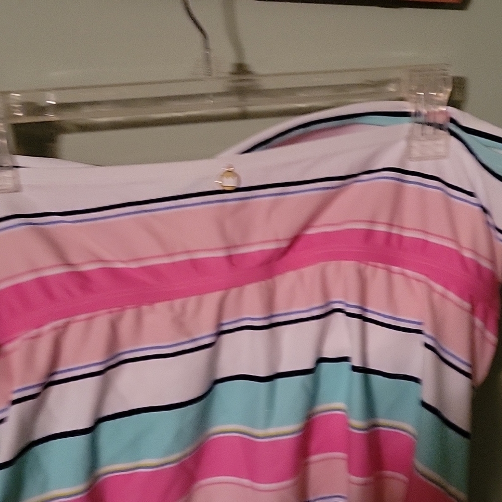 Swim top - Picture 4 of 4